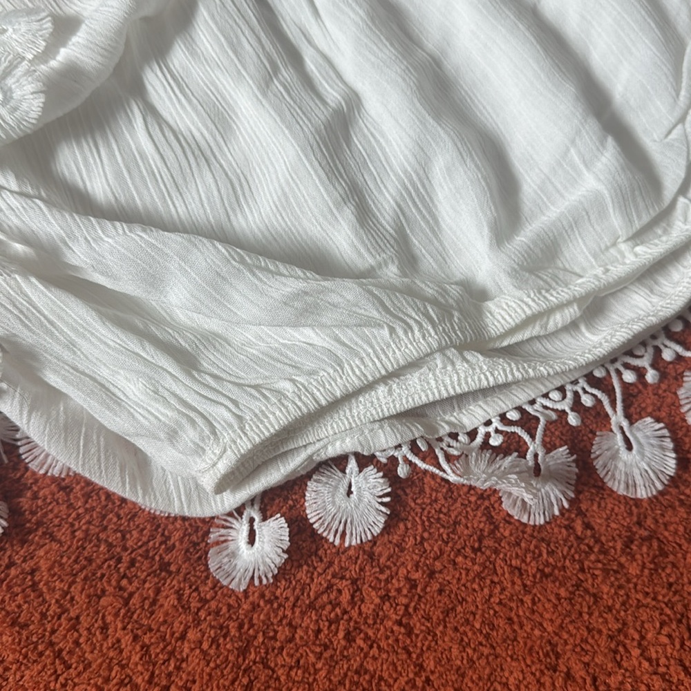 Lulus White Off-Shoulder Top with Tassels size S - Picture 5 of 5